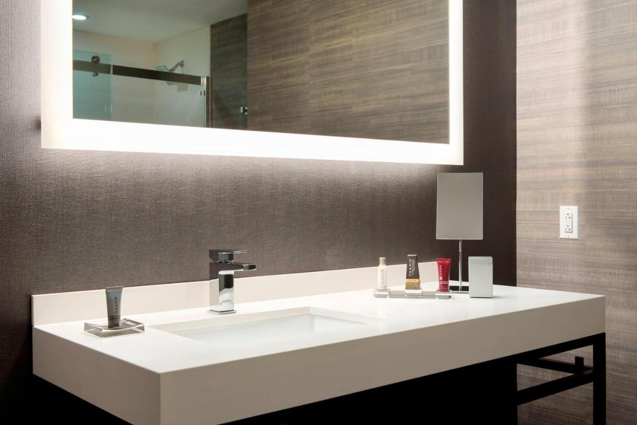 Bethesda North Marriott Hotel & Conference Center Buitenkant foto